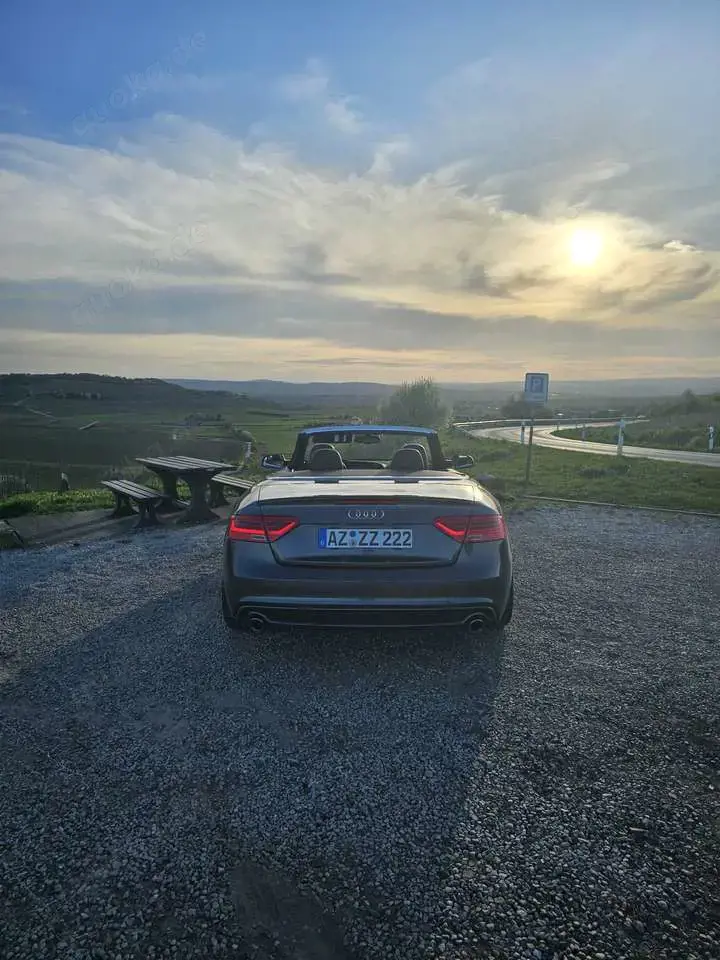 Audi A5 Cabrio 3.0 TDI DPF quattro S tronic