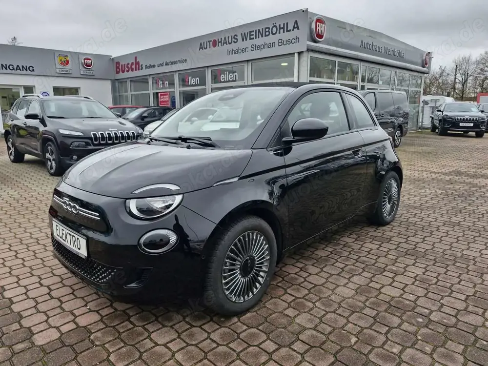 Fiat 500e Icon-Cabrio- Winterpaket-Parkpaket