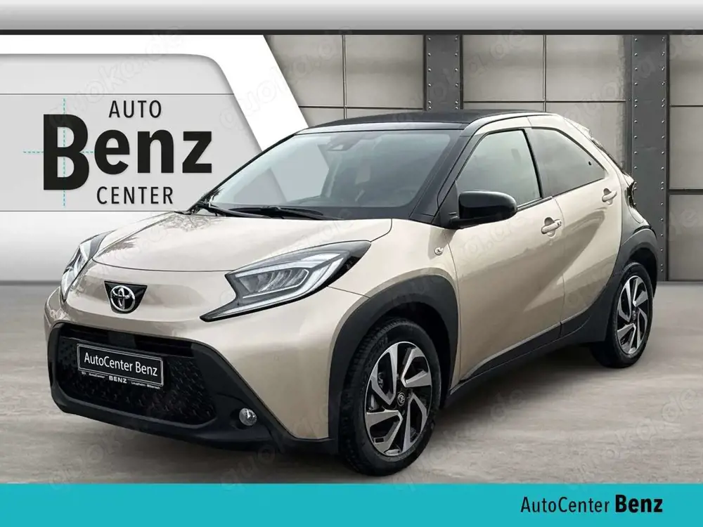 Toyota Aygo X 1.0VVTi AIR TEAMPLAYER *FALTDACH*SITZHZ* Klima