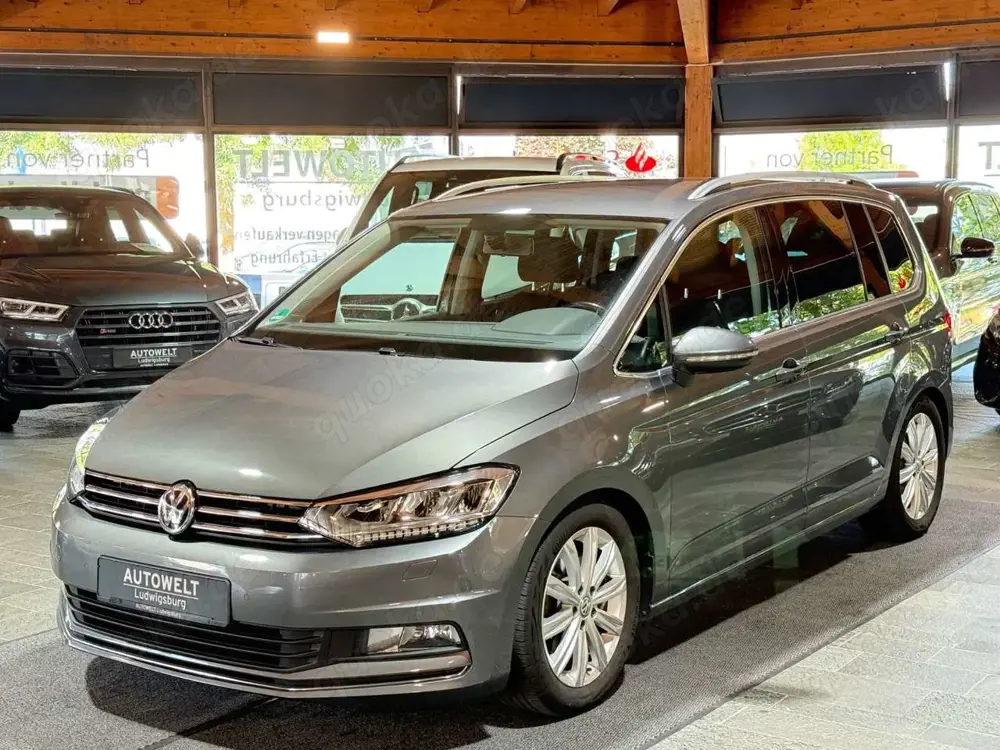 Volkswagen Touran Highline 2.0 TDI DSG