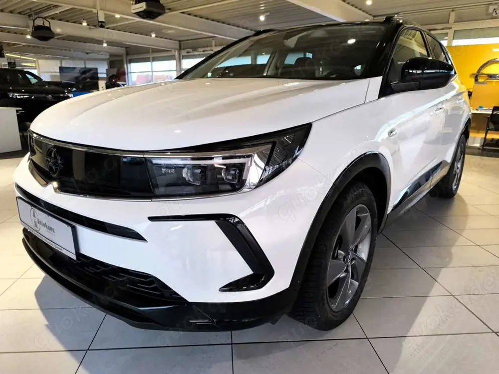 Opel Grandland 1.2 GS Line SHZ ACC MATRIX-LED 360°