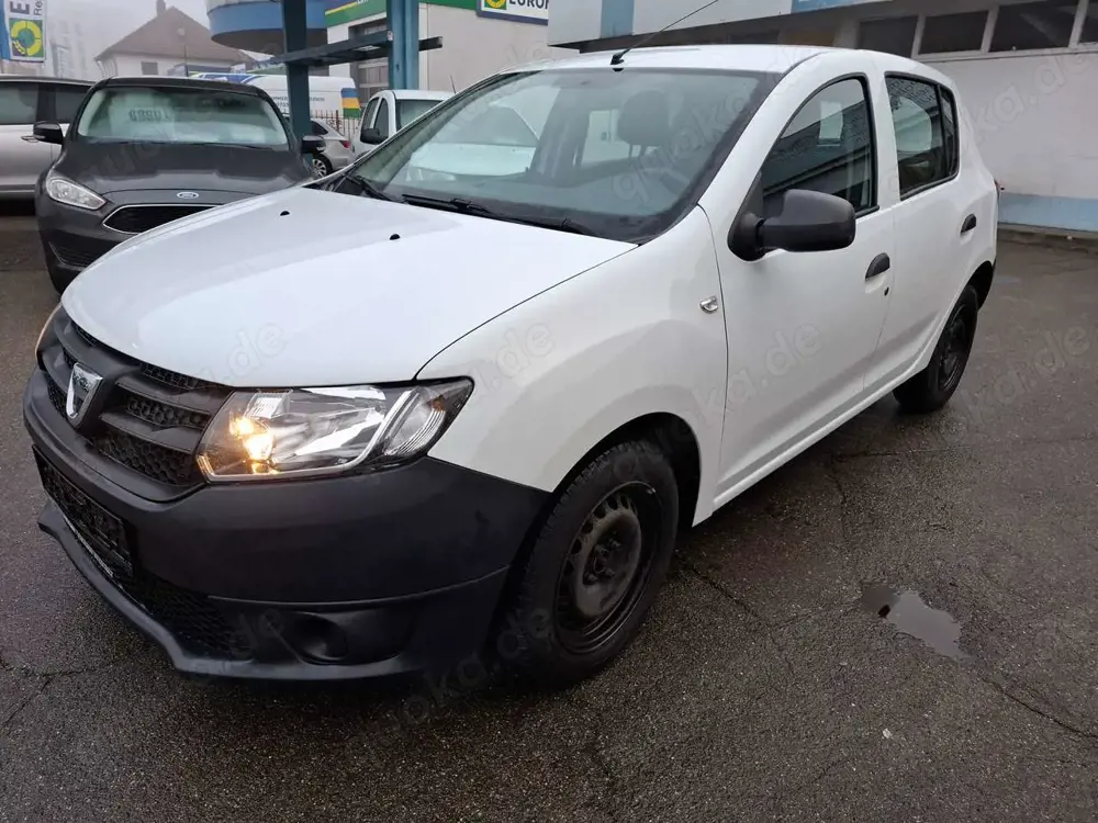 Dacia Sandero Essentiel