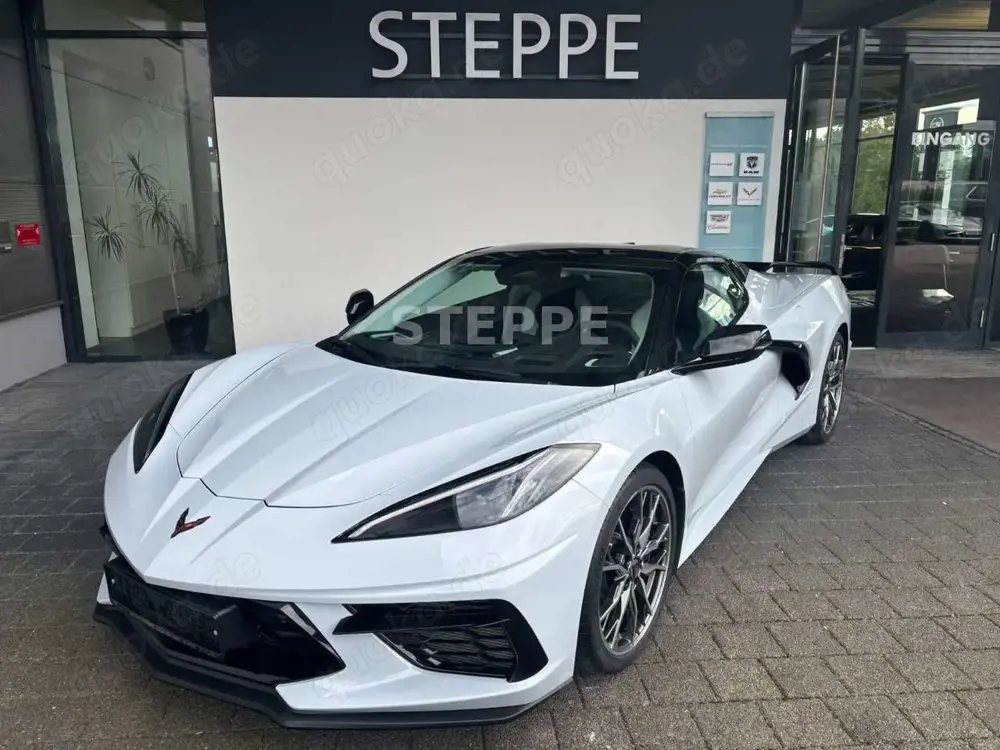 Corvette C8 Stingray Convertible 3LT Europamodell STEPPE