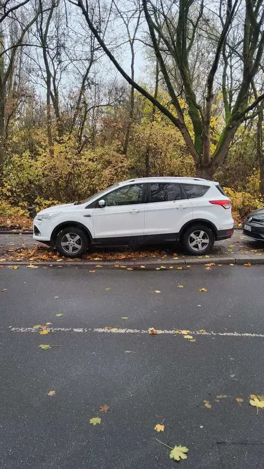 Ford Kuga 1.5 EcoBoost 2x4 Titanium