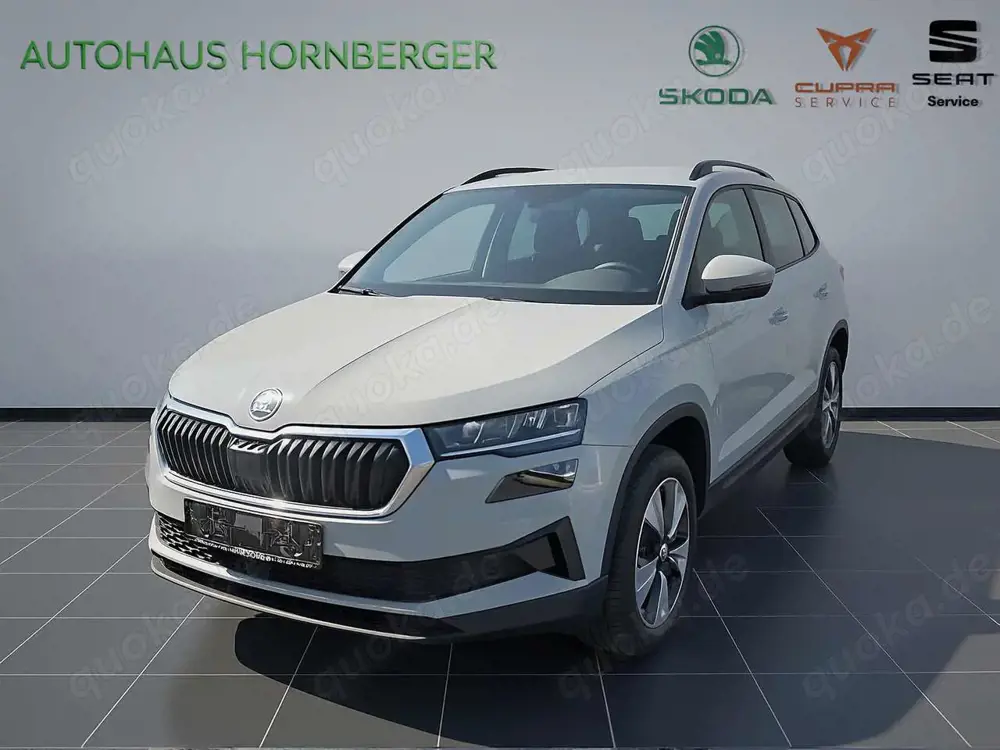 Skoda Karoq Style 1.5 TSI 150PS AHK Navi Digi-Tacho Kamera LED