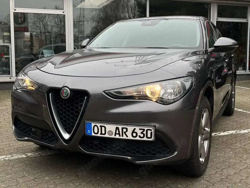 Alfa Romeo Stelvio 2.0 Turbo 16V AT8-Q4