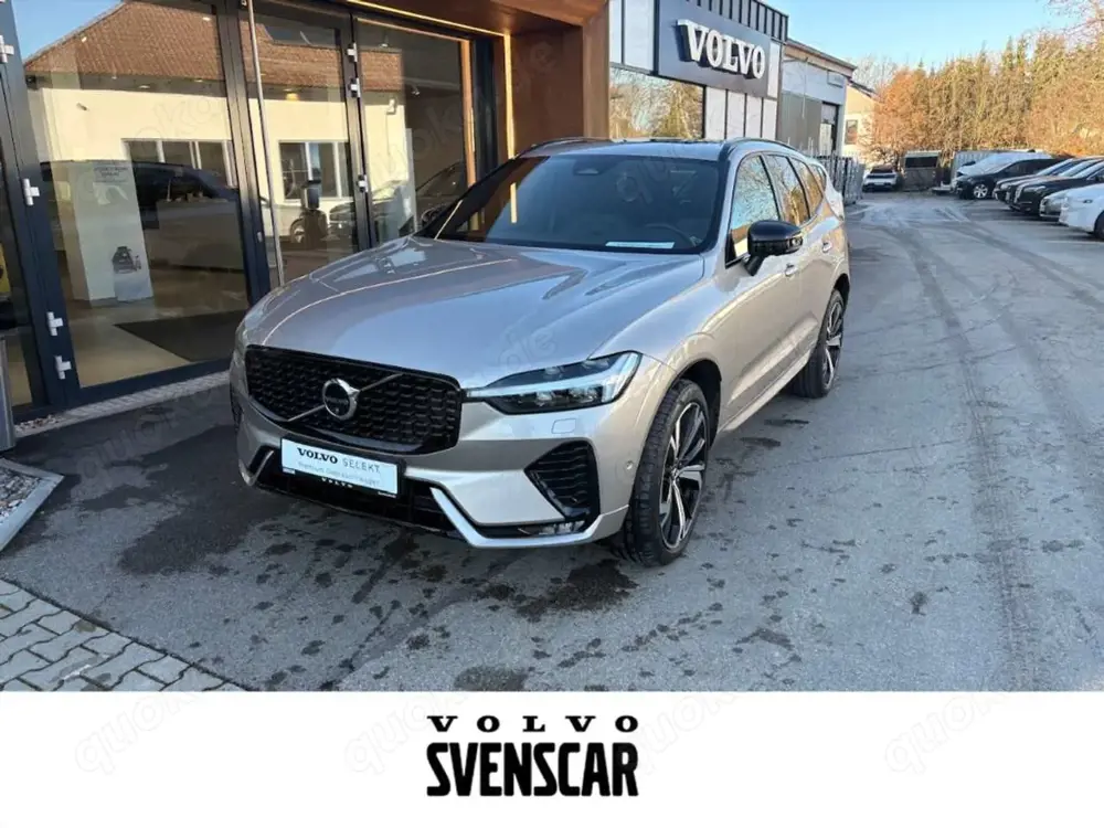 Volvo XC60 Ultimate Dark 2WD HUD AD Leder Digitales Cockpit M