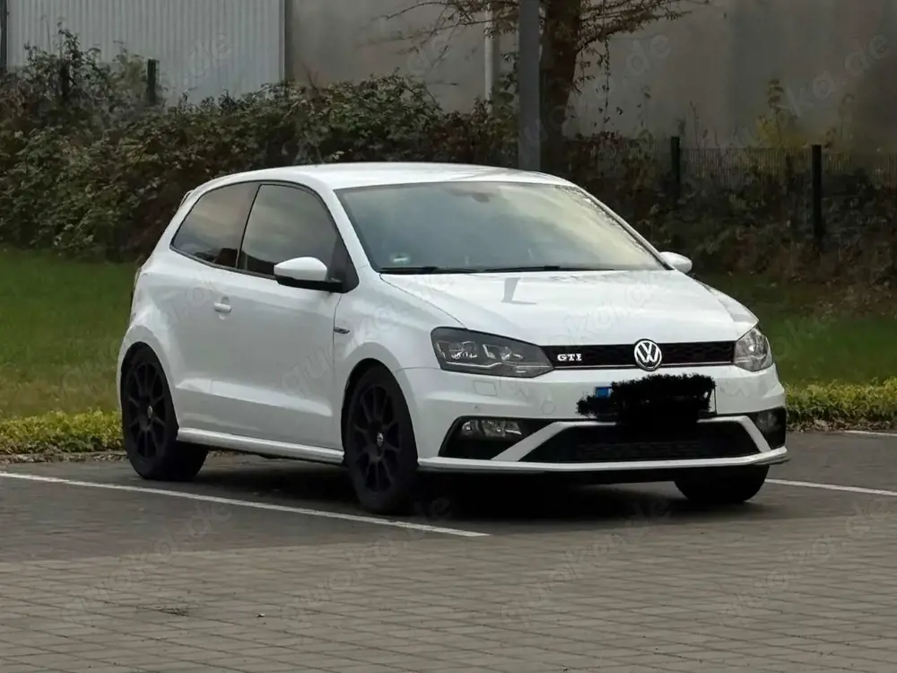 Volkswagen Polo GTI Polo 1.8 TSI (Blue Motion Technology) DSGGTI