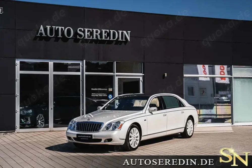 Maybach 62 S LANDAULET ONLY 240 KM - LIKE BRAND NEW CAR