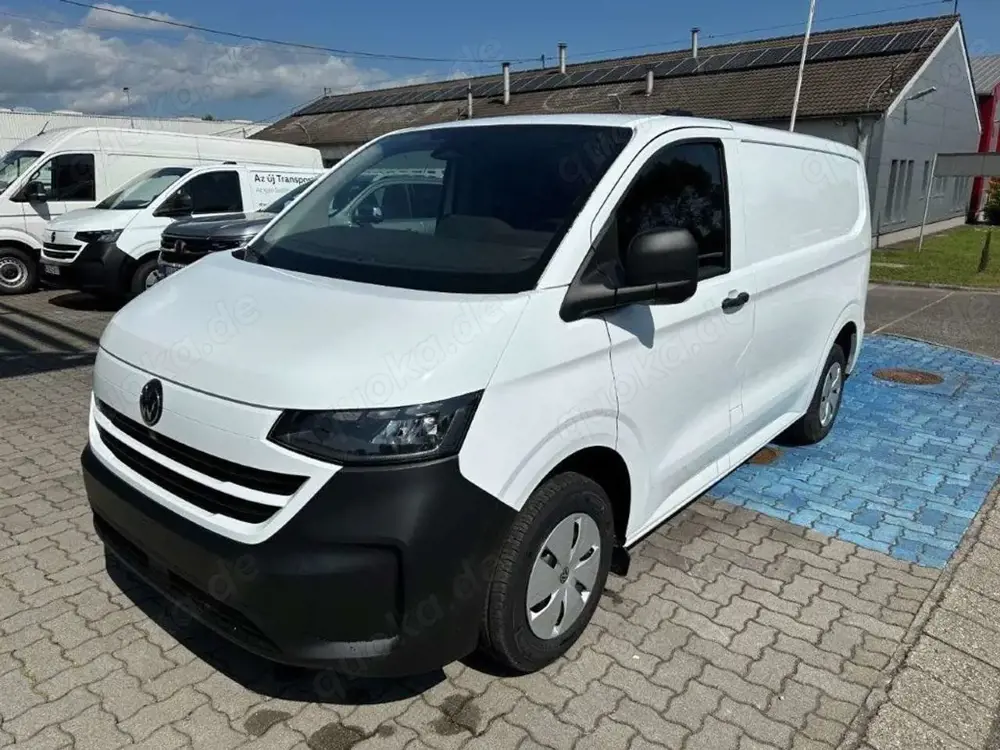 Volkswagen T7 Transporter T7 Kasten 2,0 TDi Kurz HFL Fenster AHK SHZ Kam