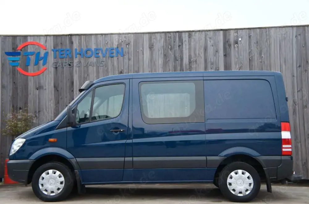 Mercedes-Benz Sprinter 213 CDi L1H1 Rollstuhllift Tempom. 95KW