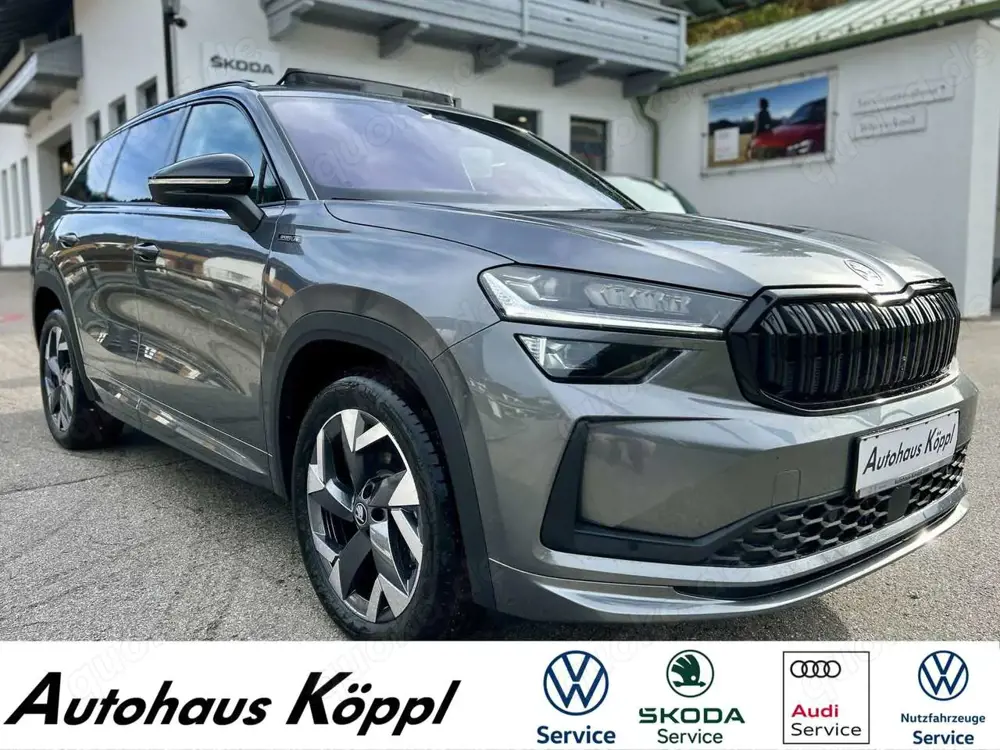 Skoda Kodiaq 2.0 TSI DSG 4x4 Sportline Pano AHK 7-Sitz