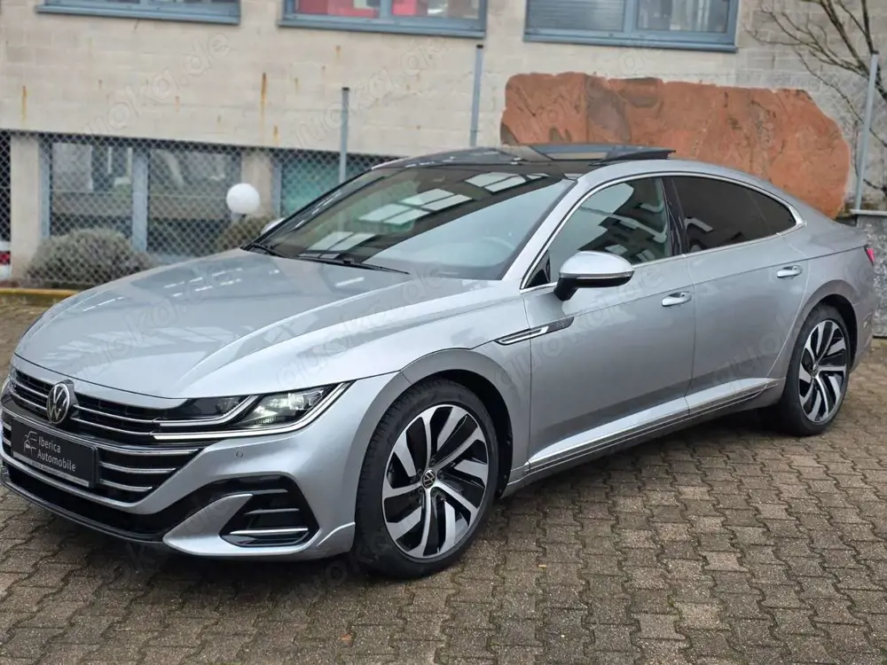 Volkswagen Arteon R-Line*PANORAMA*VIRTUAL