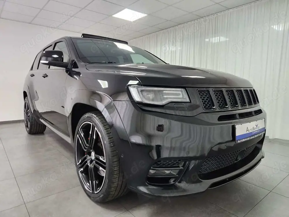 Jeep Grand Cherokee 6.4 V8 HEMI SRT AHK ACC CarPlay