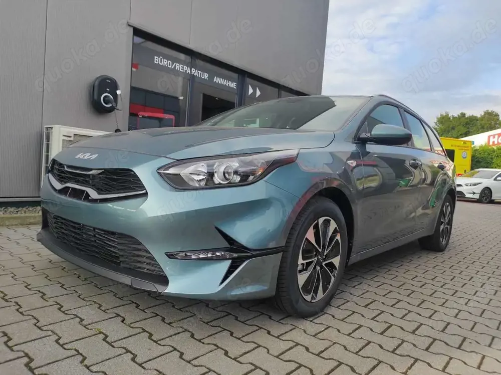 Kia Ceed SW / cee'd SW Ceed SW AT Spin*Navi*Shzg*Lhzg*PDC*Cam*16Zoll