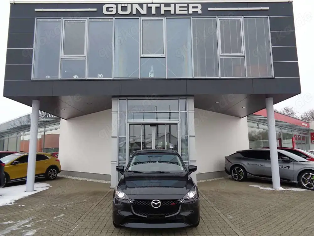 Mazda 2 1.5L 90ps 6AT FWD HOMURA