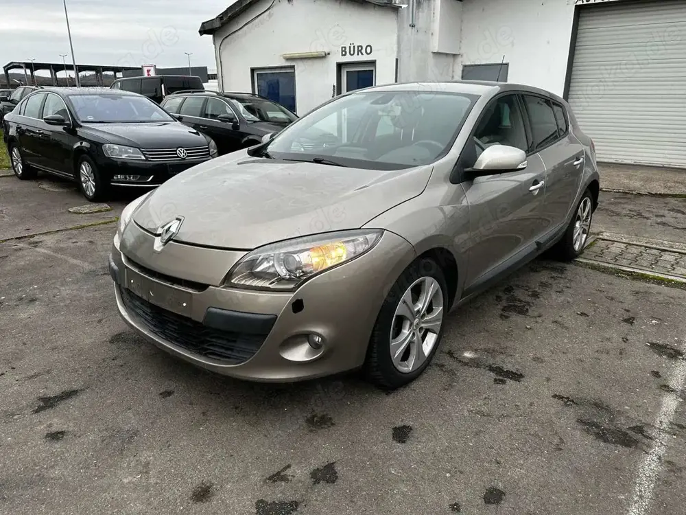 Renault Megane Megane Fließheck 2.0 140 CVT Dynamique