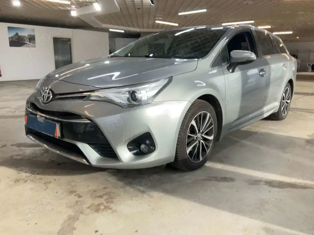 Toyota Avensis Touring Sports Team D