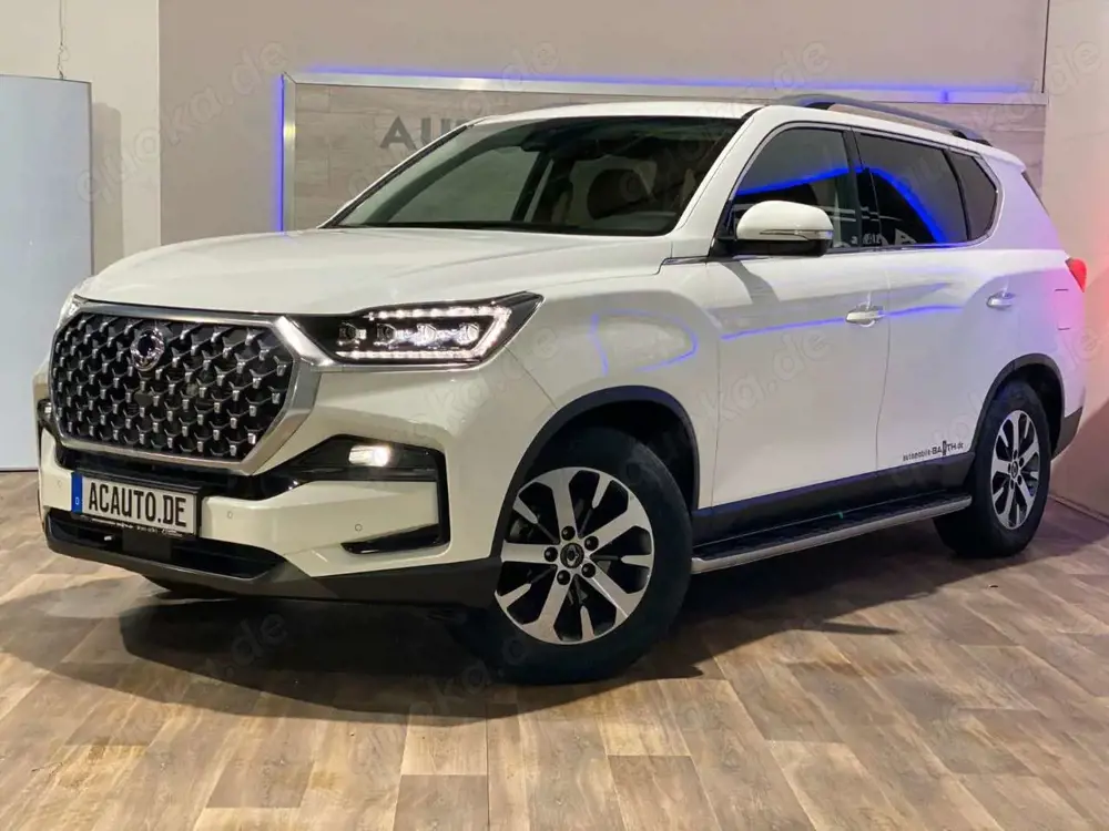 SsangYong Rexton 2.2D Quartz +4WD +8AT +AHK 3,5t