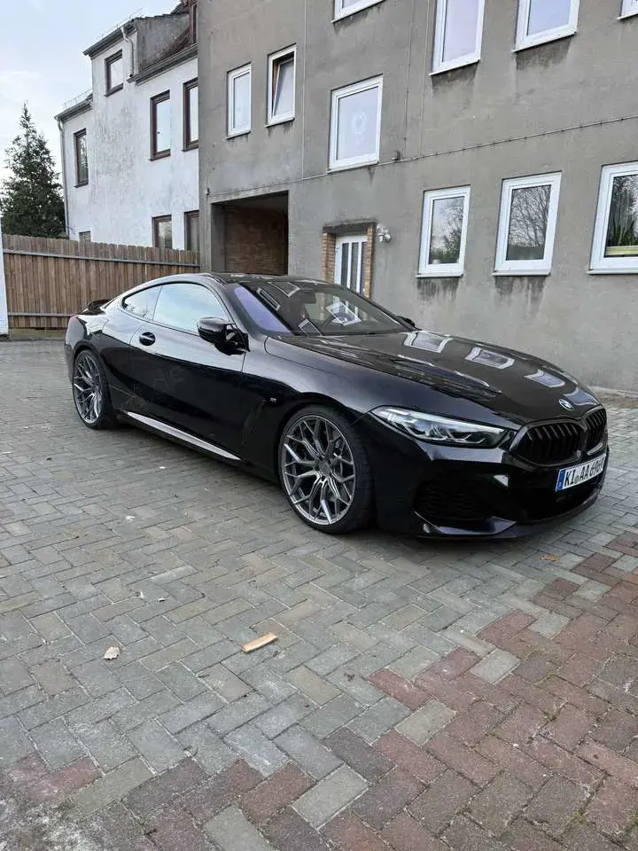 BMW M850 mit Garantie und Scheckheftgepflegt