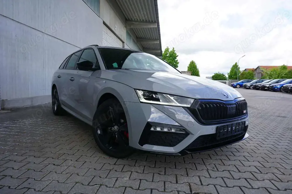 Skoda Octavia 2.0TSI Combi RS AHK Navi Matrix 330PS