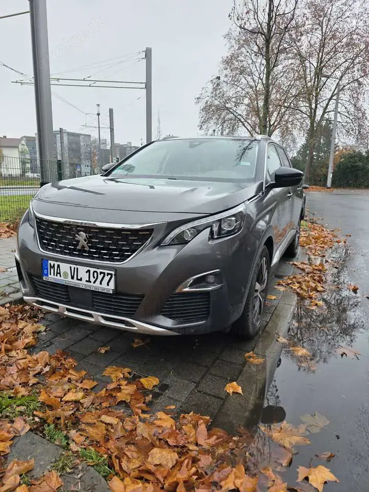 Peugeot 5008 BlueHDi 130 Allure Business-Paket