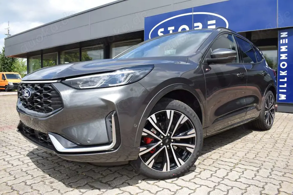 Ford Kuga FHEV Hybrid ST-Line X 4x4 Vollausstattung