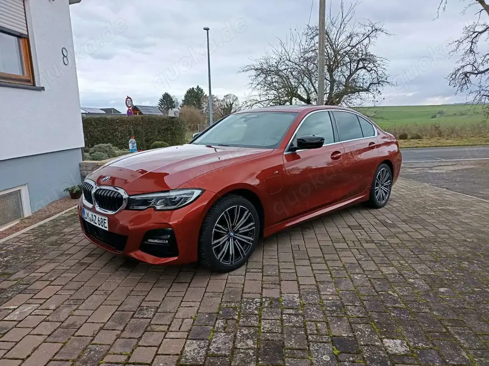 BMW 330 Plug-In-Hybrid M Sport Vollausstattung