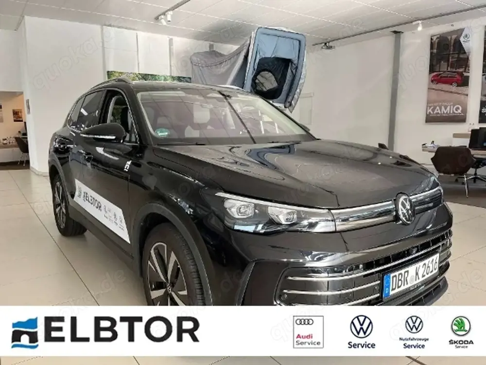 Volkswagen Tiguan Elegance TDI DSG AHK STHZ ACC PANO
