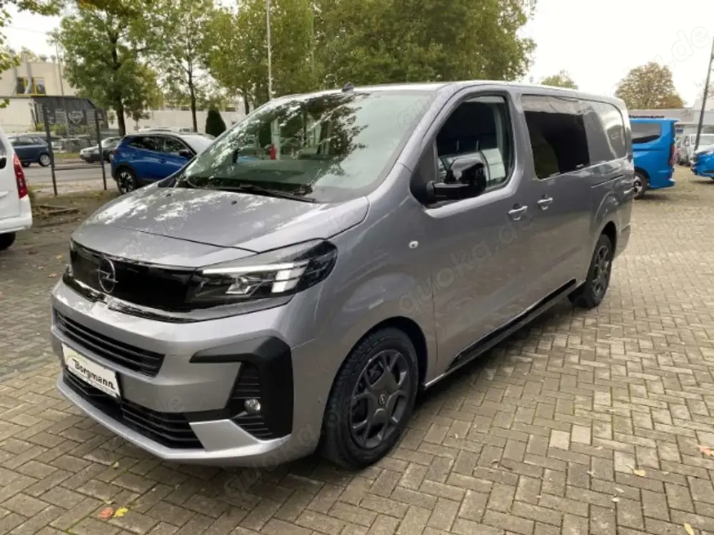 Opel Vivaro L3 Doppelkabine Standheizung DAB AHK Navi