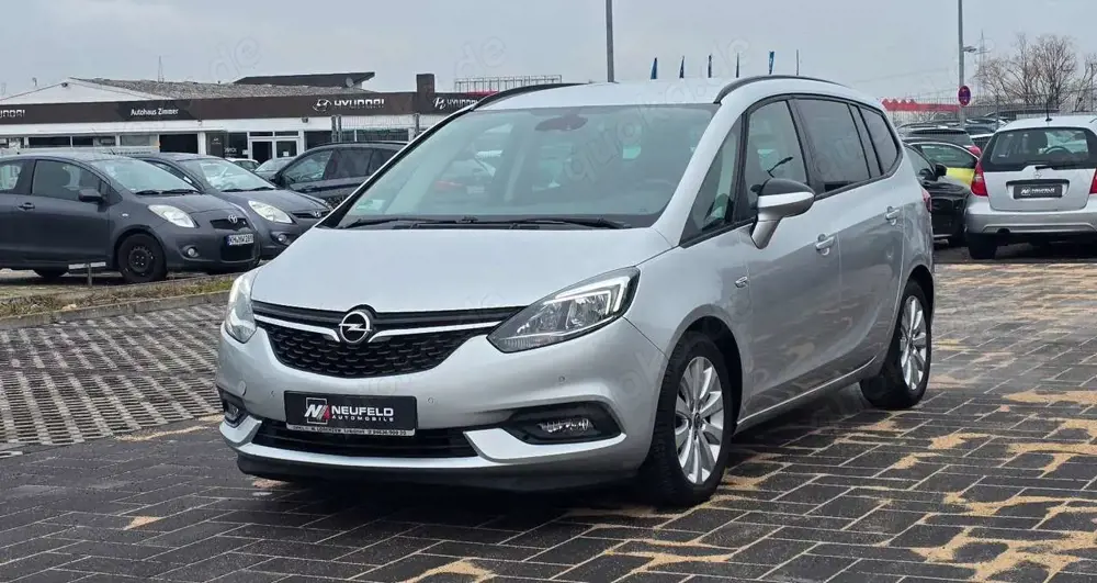 Opel Zafira C ON 7-Sitzer