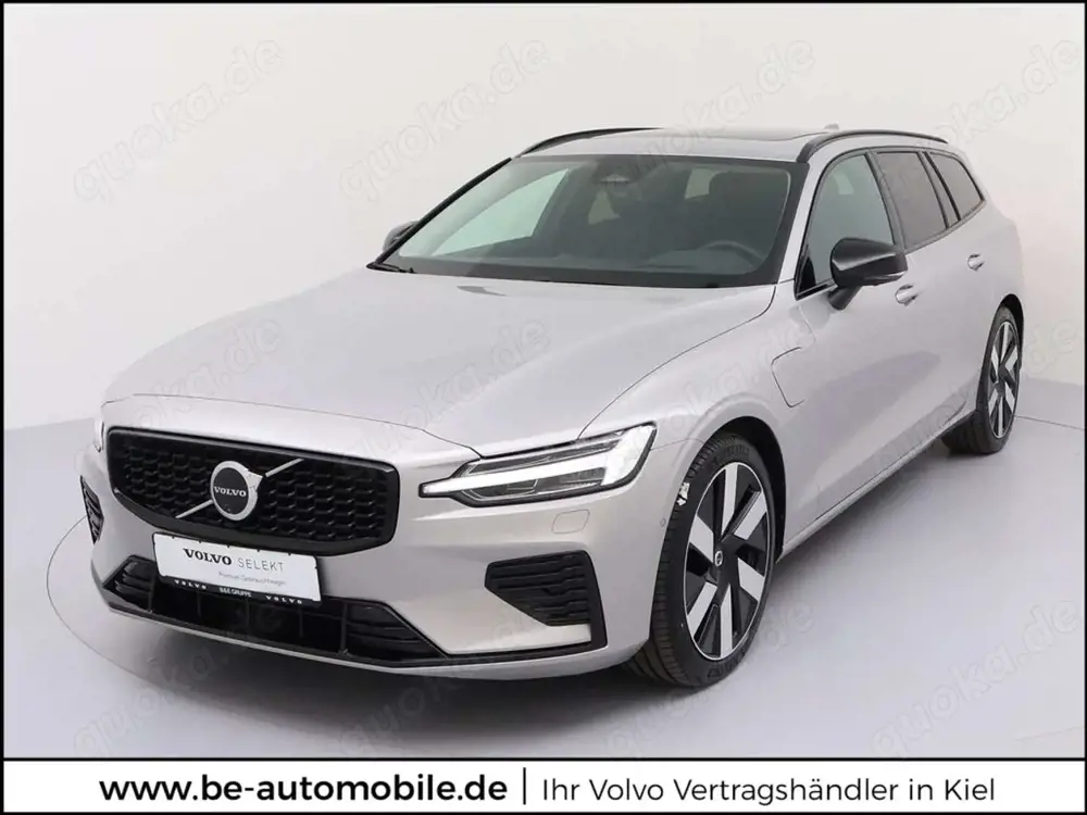 Volvo V60 T8 Ultra Dark Recharge Plug-In Hybrid AWD