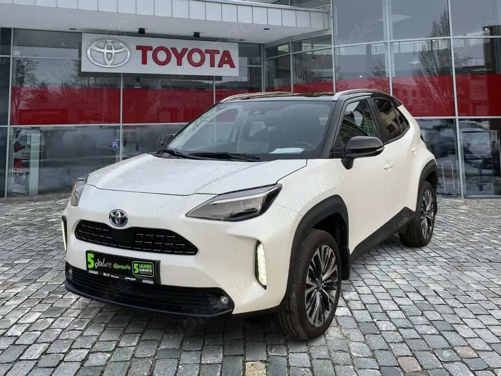 Toyota Yaris Cross 1.5  FWD Elegant Anhängerkupplung