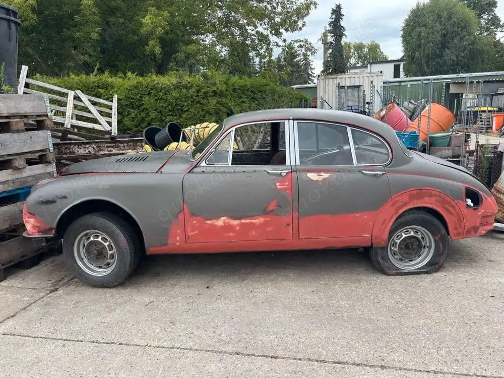 Jaguar MK II
