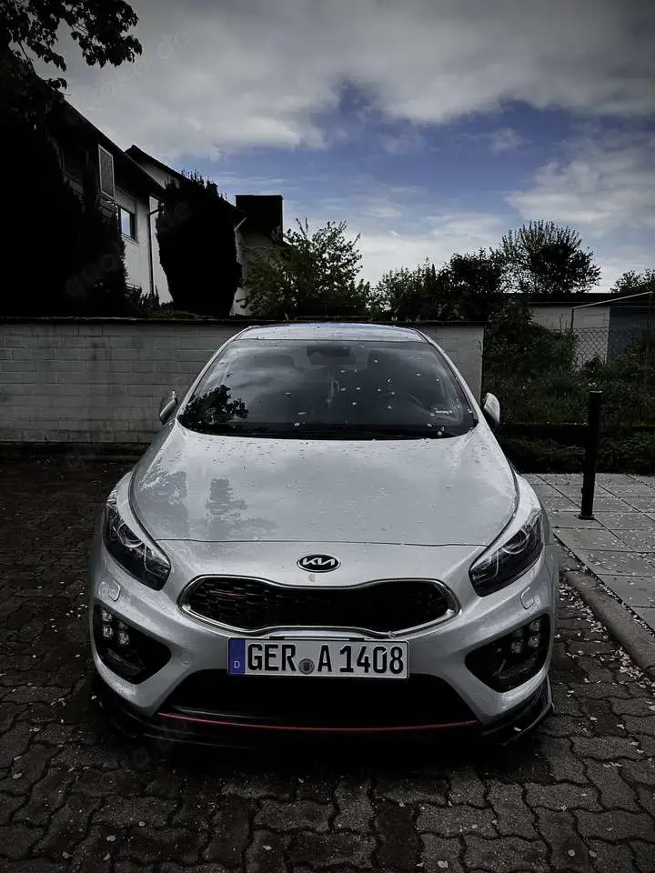 Kia Ceed / cee'd 1.6 T-GDI GT JD PERFOMANCE