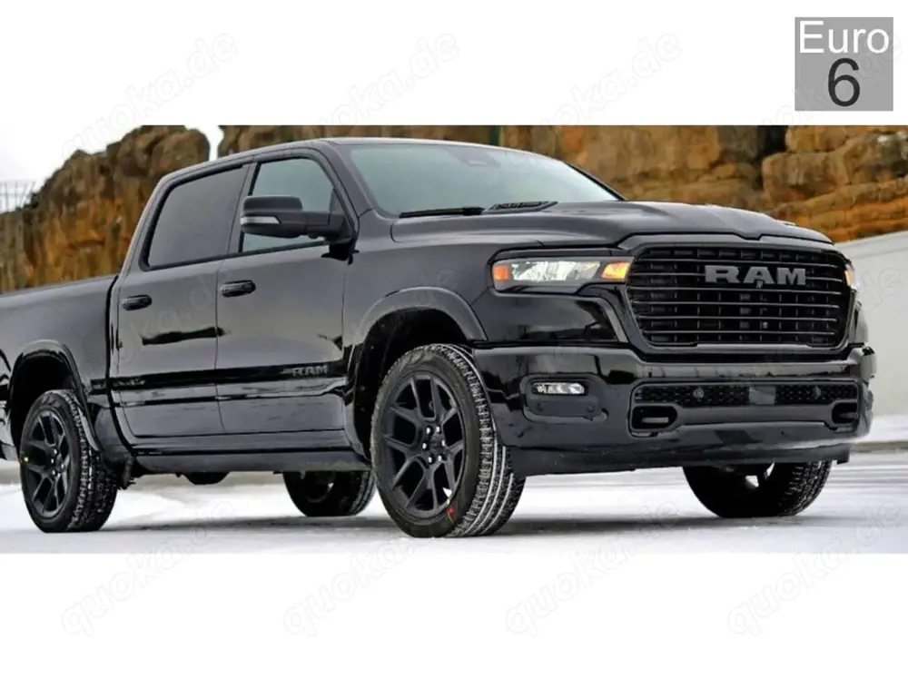 Dodge RAM 1500 Crew Cab Laramie Night V8 RamBox 202