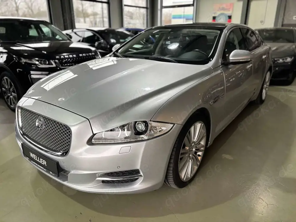 Jaguar XJ 3.0D Premium Luxury Long BW Sound-Mega Voll!