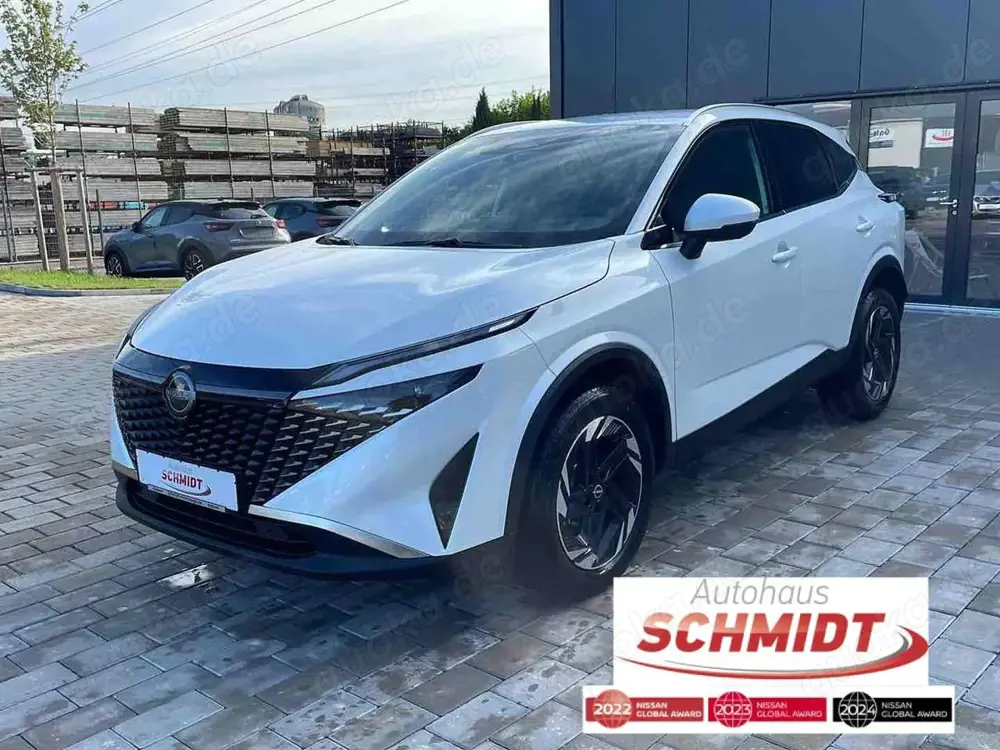 Nissan Qashqai 1.3 DIG-T XTronic N-Connecta Winter/Komfort