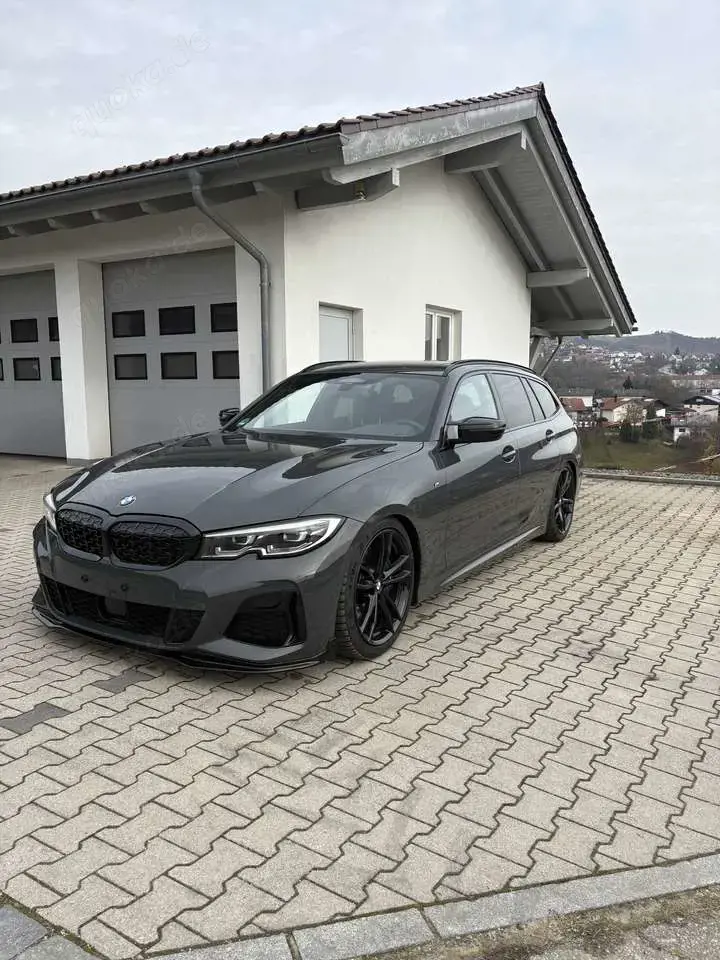 BMW 340 M340i Touring xDrive Individual Dravitgrau