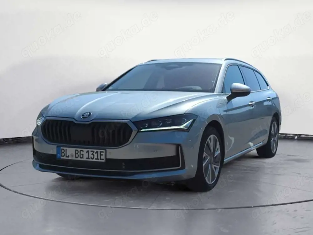 Skoda Superb Selection 1,5 TSI iV 150 kW 6-Gang-DSG *NAVI/HEAD-