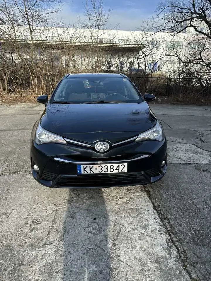 Toyota Avensis Combi 2.0