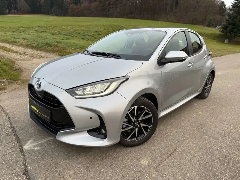Toyota Yaris Hybrid Team Deutschland/ Rentner Fahzeug