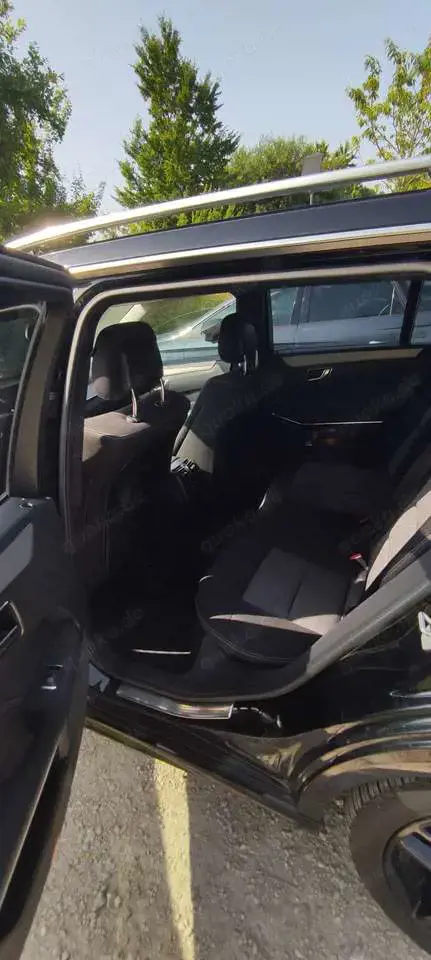 Mercedes-Benz 220 Mercedes E220