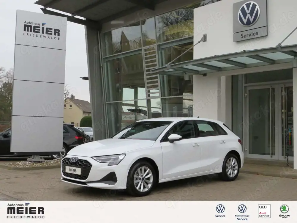 Audi A3 Sportback 35TFSI S-Tronic Kamera APP LED