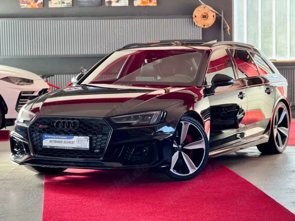 Audi RS4 Pano ACC SAGA 360°BO Raute HeadUp DynPak 20