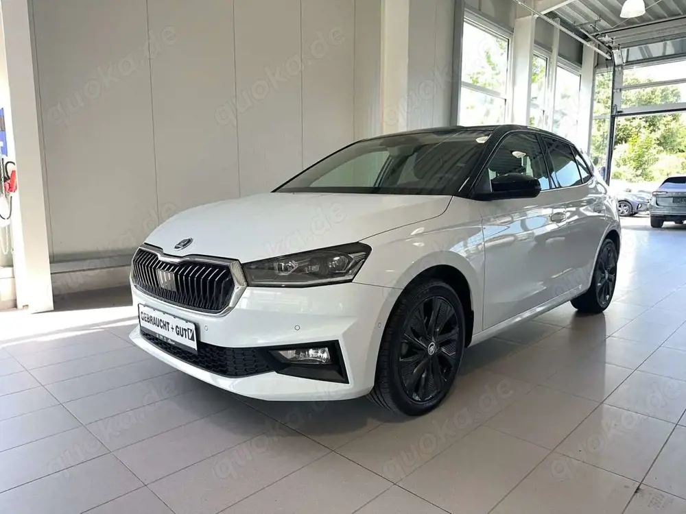 Skoda Fabia 1.0 TSI DSG Style Matrix Navi VC Pano LM17