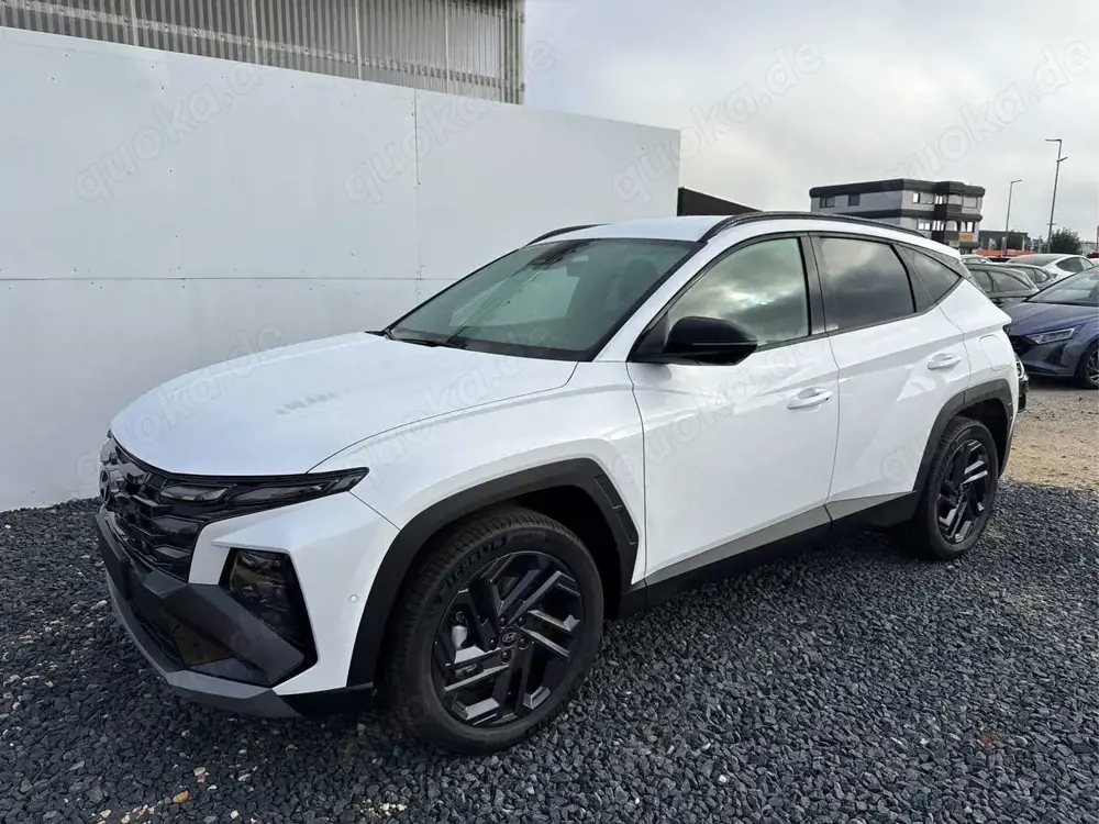 Hyundai TUCSON IMPRESSION 20th Anniversary AUT 360 ACC KRELL N...