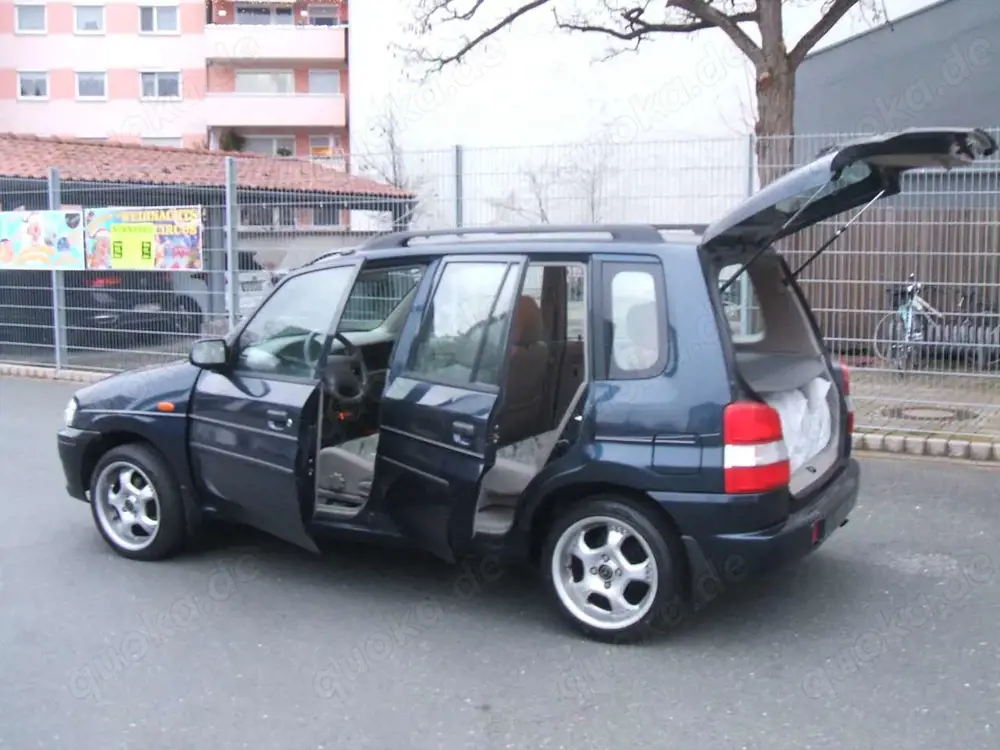 Mazda 2 "DEMIO"1,4* Mini/VAN*FAST-WIE-NEU*TÜV-ALLES-NEU