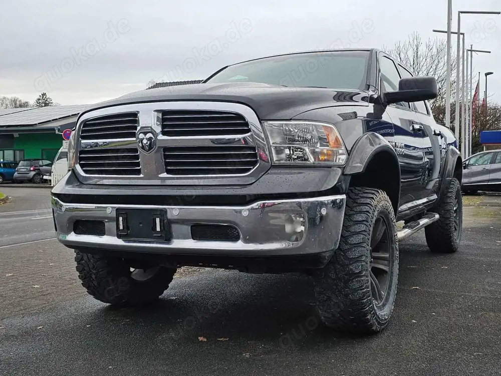 Dodge RAM 1500 5.6 Hemi V8 LPG