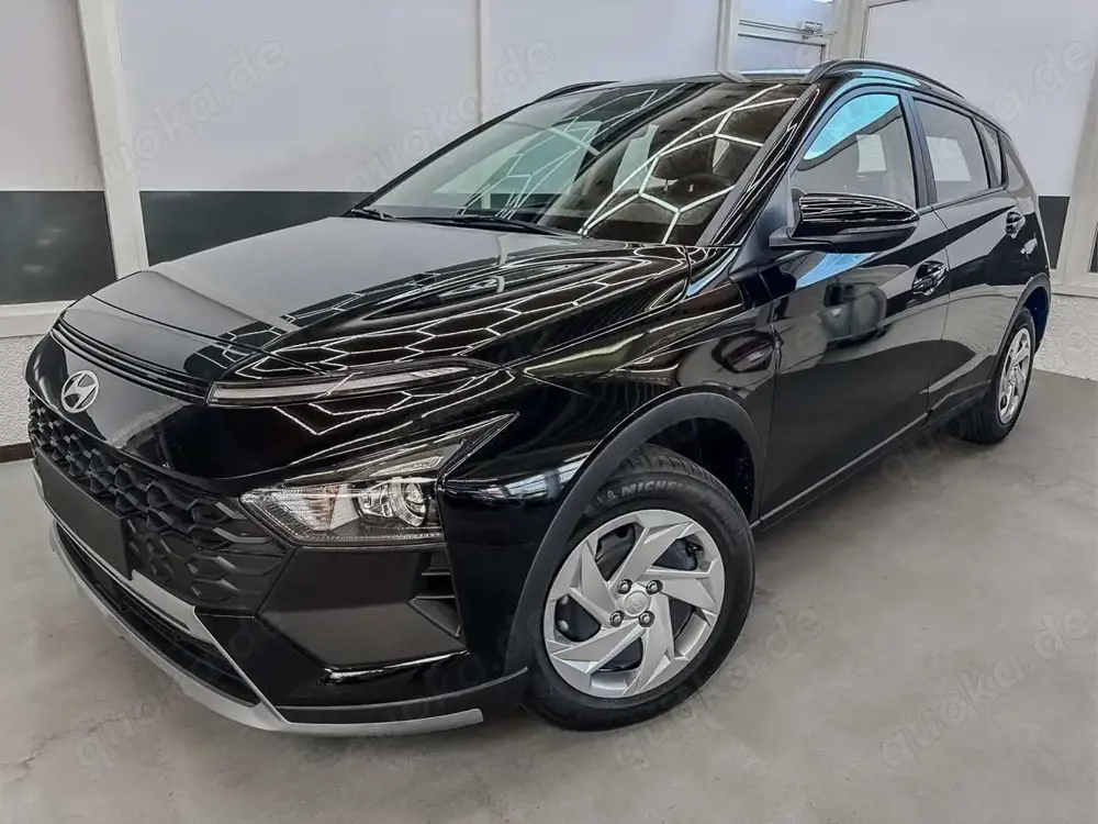 Hyundai BAYON COMFORT FL SHZ LED NAVI RFK PDC TEMPOMAT 1.2 MP...